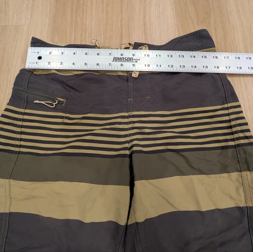Patagonia Men Swim Shorts Brown With Stripes Size 3